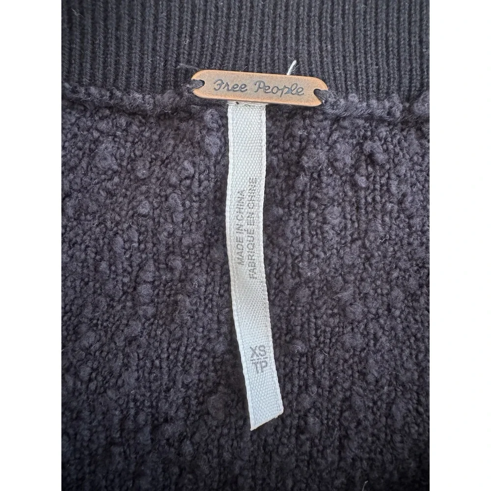FREE PEOPLE WOMEN'S BLACK‎ LONG SLEEVE TEXTURED FOUND MY FRIEND PULLOVER Size XS
